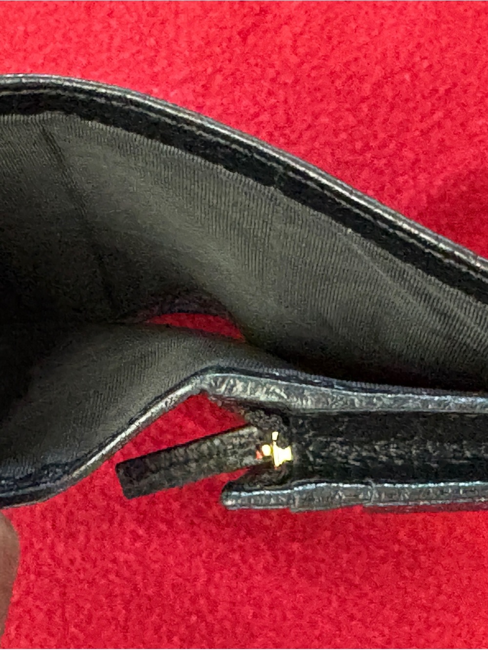 Gucci Black Pebbled Leather Small Bi-Fold Wallet with Gold Double G - Picture 7 of 14